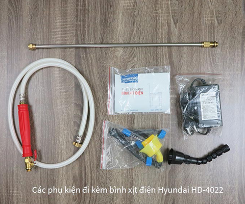 Bình xịt điện Hyundai HD - 4022 được bán đầy đủ phụ kiện đi kèm