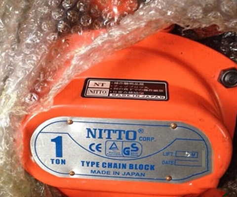 Pa lăng xích kéo tay NITTO 1 tấn 5m được nhiều người sử dụng